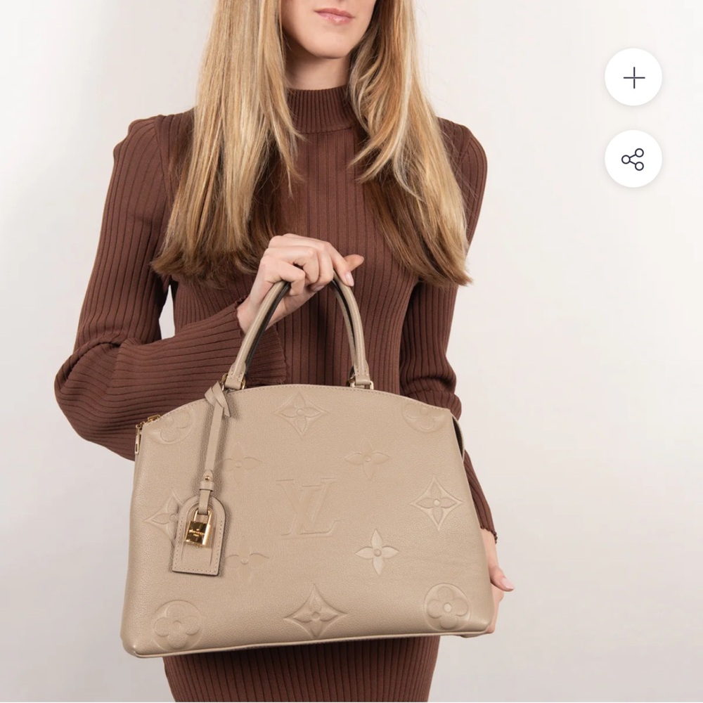 LOUIS VUITTON MONOGRAM EMPREINTE
GRAND PALAIS